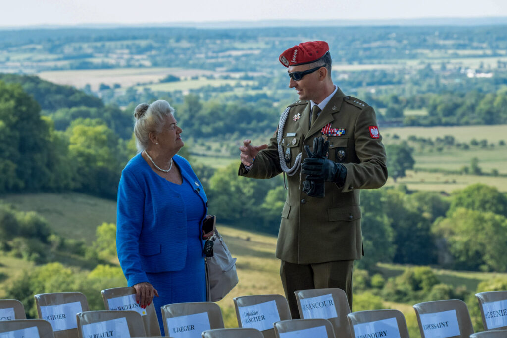 Une matinée commémorative au Mémorial de Montormel